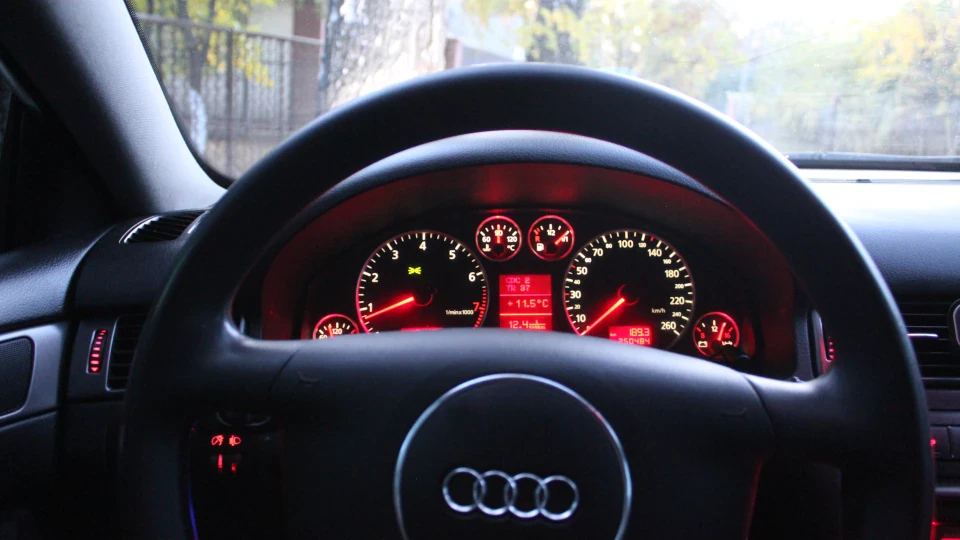 Audi A6 Avant 4