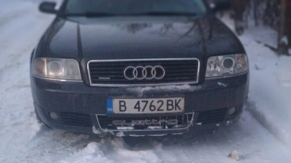 Audi A6 Avant 4