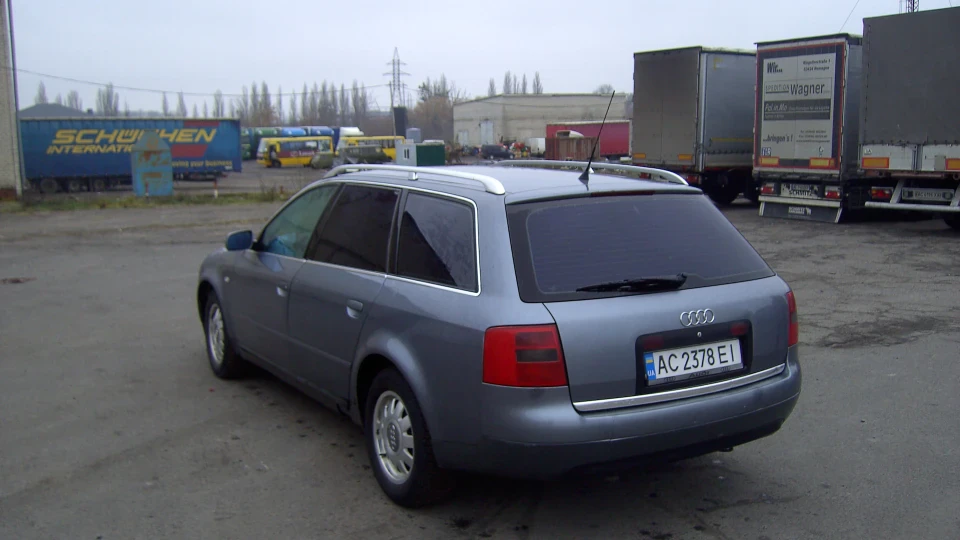 Audi A6 Avant 2