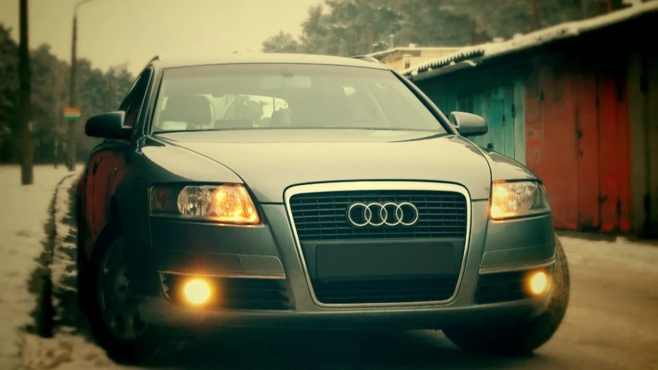 Audi A6 Avant 2