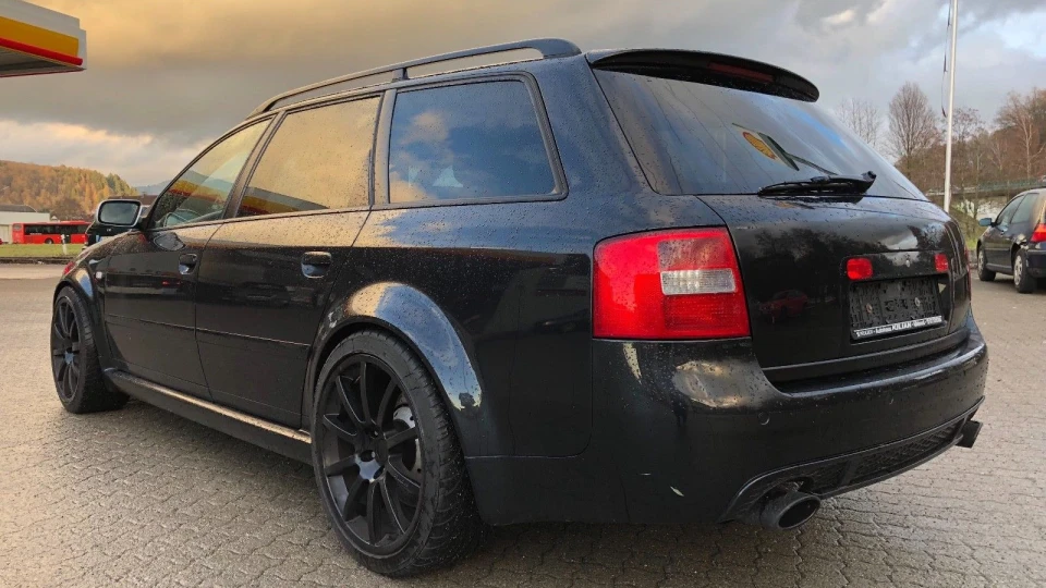 Audi A6 Avant 2