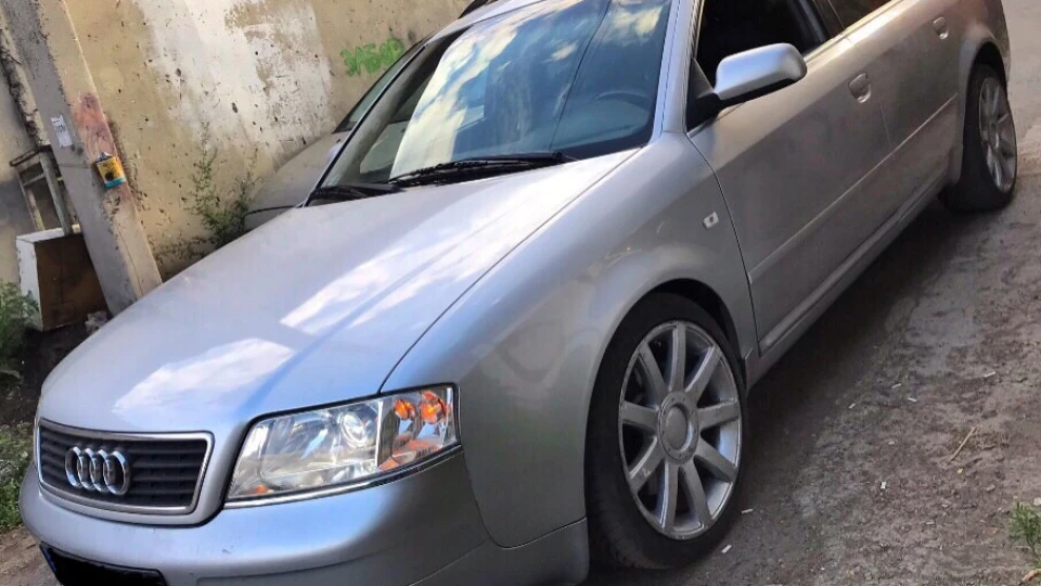 Audi A6 Avant