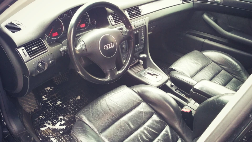 Audi A6 Avant 132 kw quattro