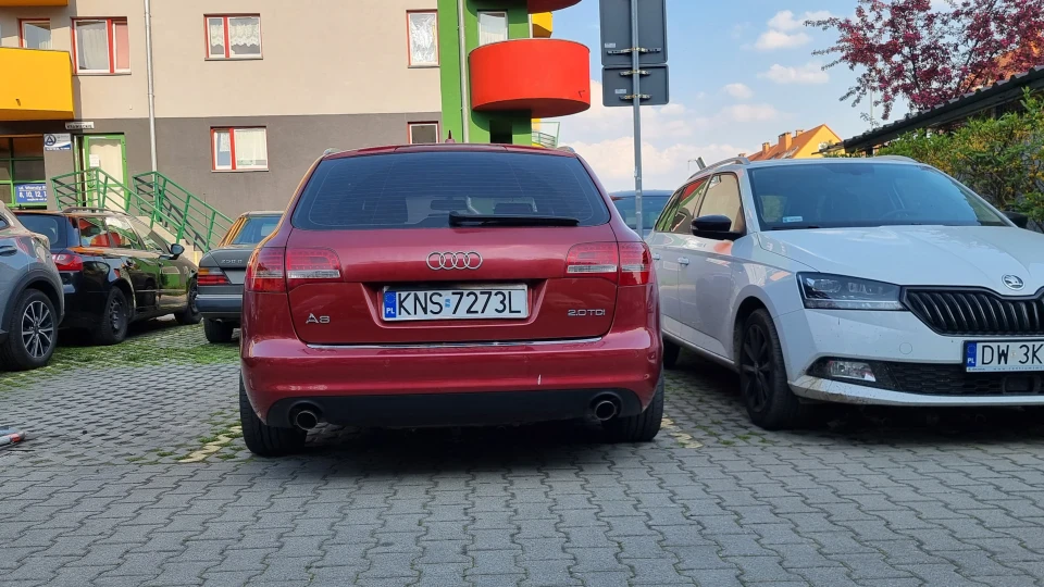 Audi A6 Avant 2.0 турбо 2