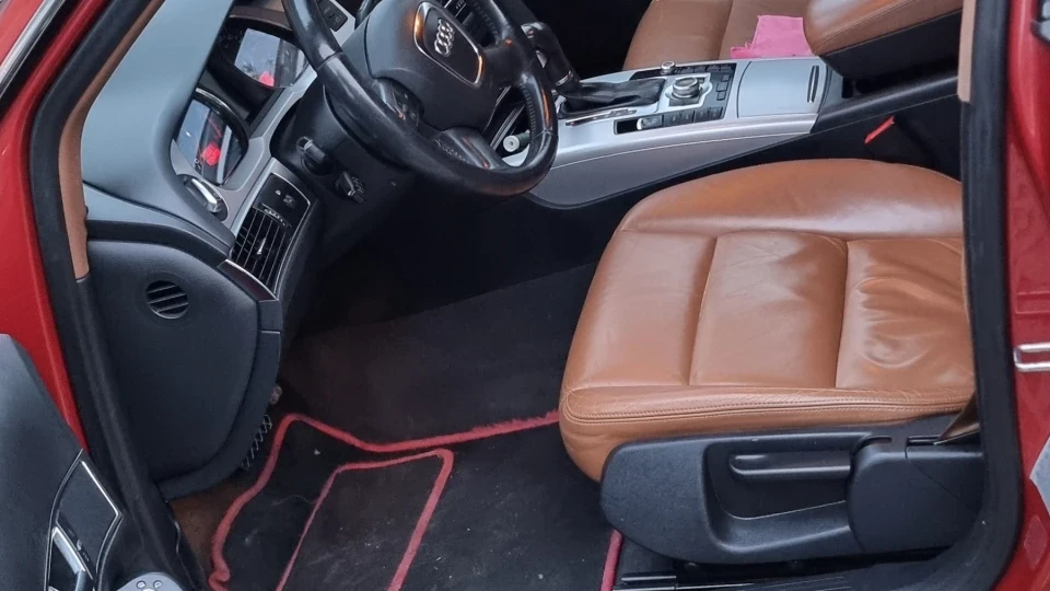 Audi A6 Avant 2.0 турбо 4