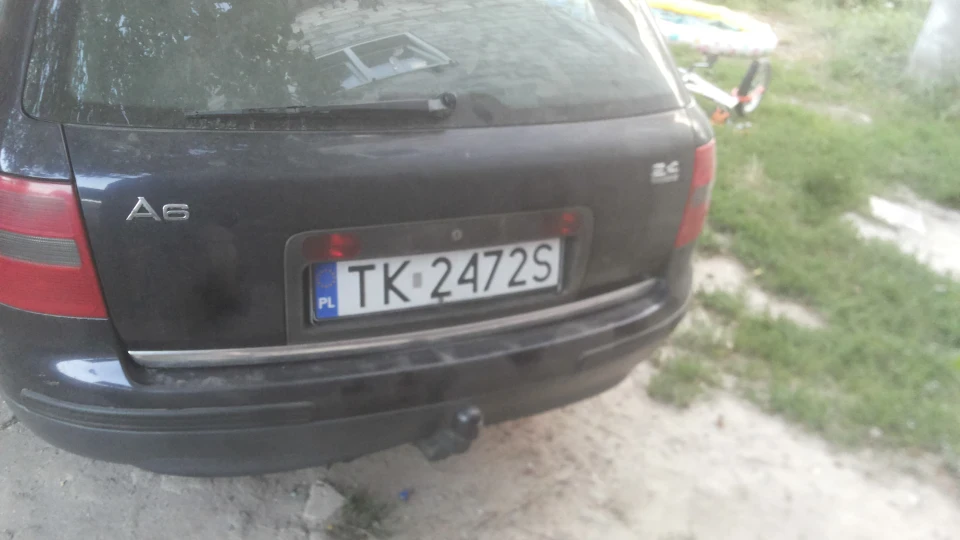 Audi A6 Avant 2.4 Quattro AT 3