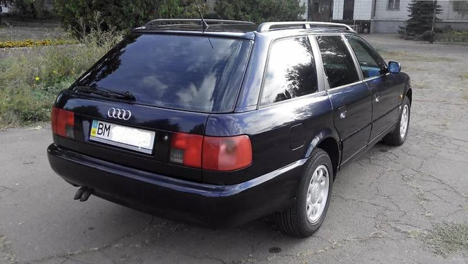 Audi A6 Avant 2.5 TD AVANT 2