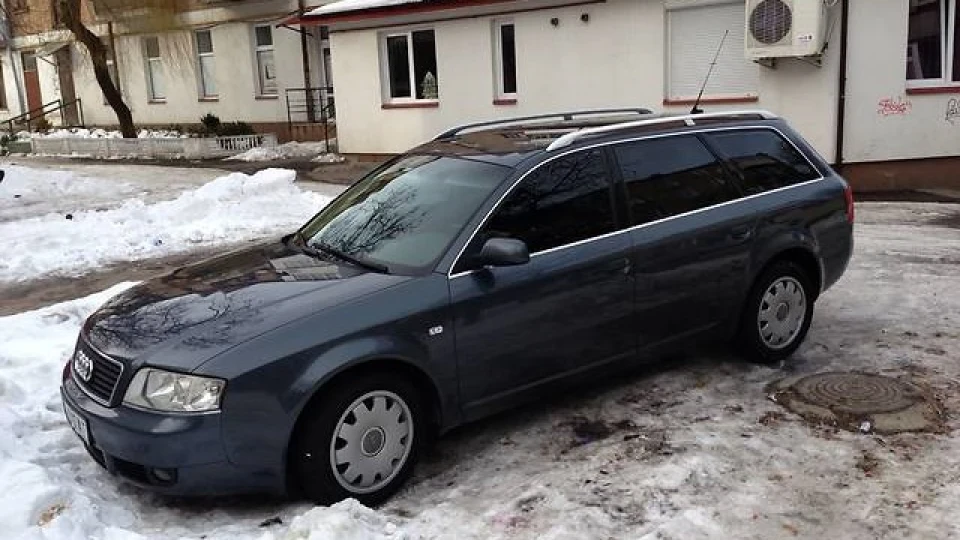 Audi A6 Avant 2.5 tdi 132кВт