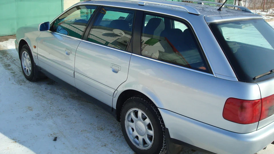 Audi A6 Avant 2,5 tdi AEL 103 кв 140л 4
