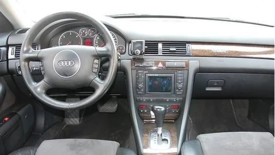 Audi A6 Avant 2.5 TDI AKE 2