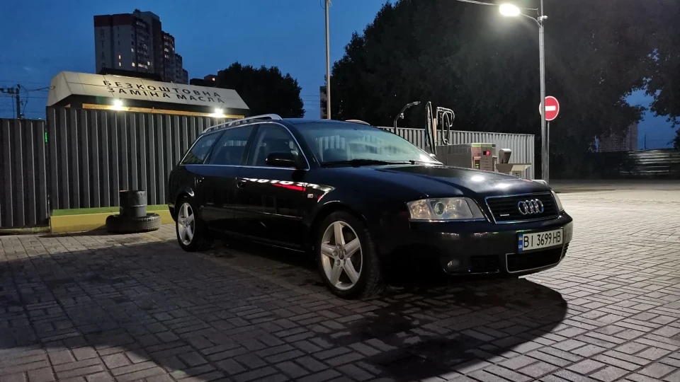 Audi A6 Avant 2.5 TDI BAU Quattro 2