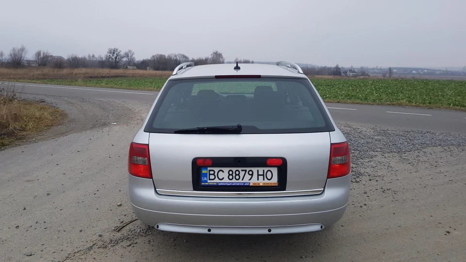 Audi A6 Avant 2.5 TDI quattro AKN 4