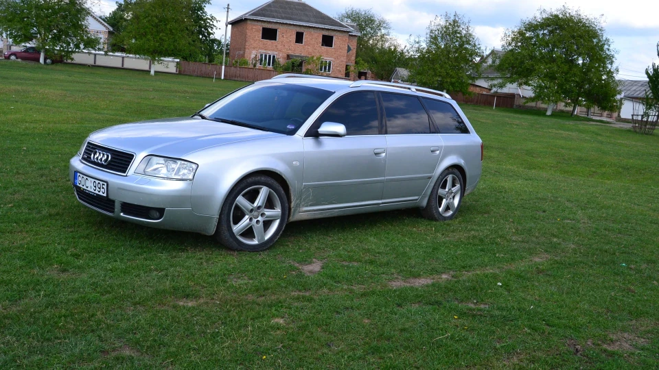 Audi A6 Avant 2.5 тді quattro s-line 3