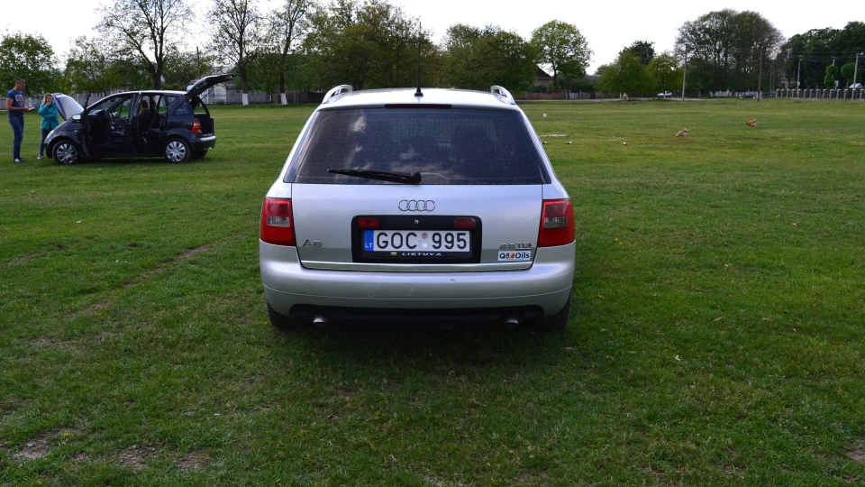 Audi A6 Avant 2.5 тді quattro s-line 5