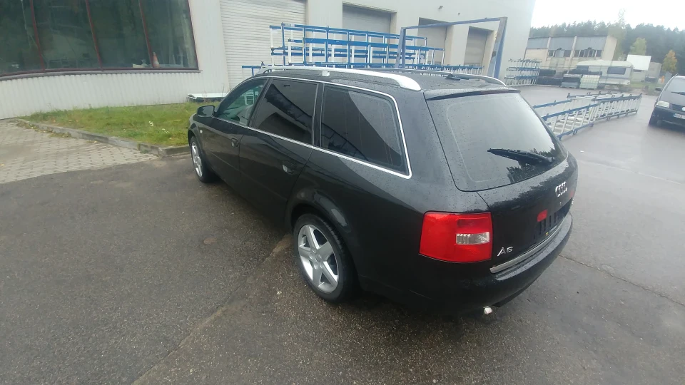 Audi A6 Avant 2.5 TDI Quattro