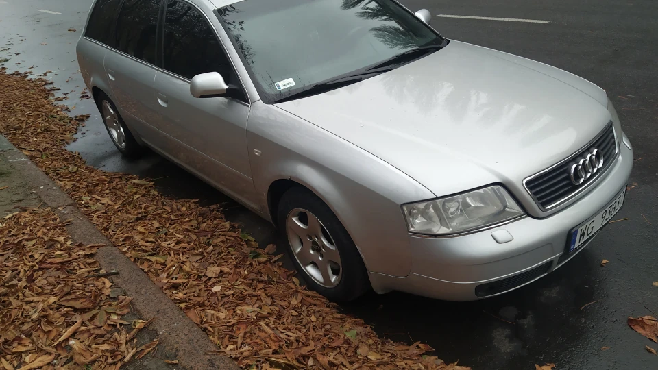 Audi A6 Avant 2.5 TDI Quattro 2