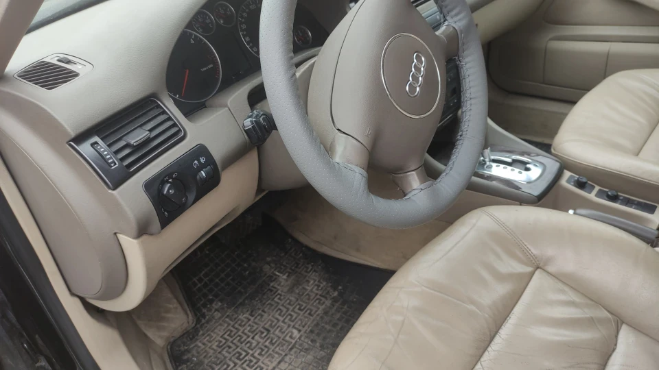 Audi A6 Avant 2.5 tdi quttro 3