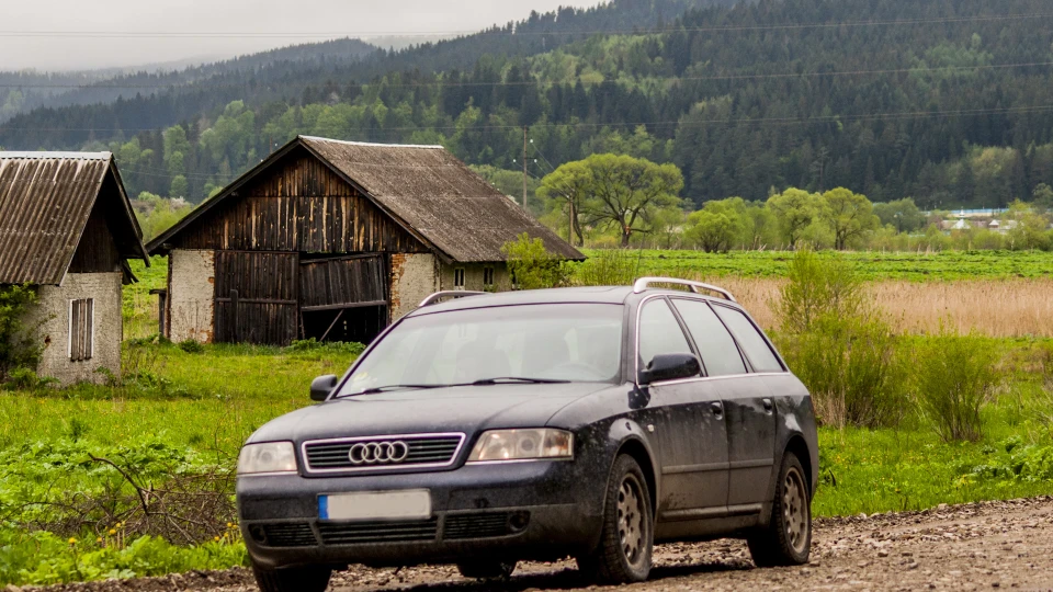 Audi A6 Avant 2.5 TDI V6 AVANT 2