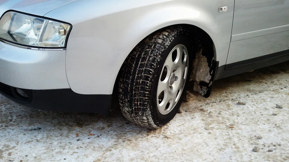 Audi A6 Avant 2.5 TDI V6 AYM МКПП 3