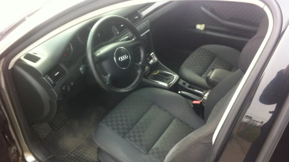 Audi A6 Avant 2.5 TDI 3