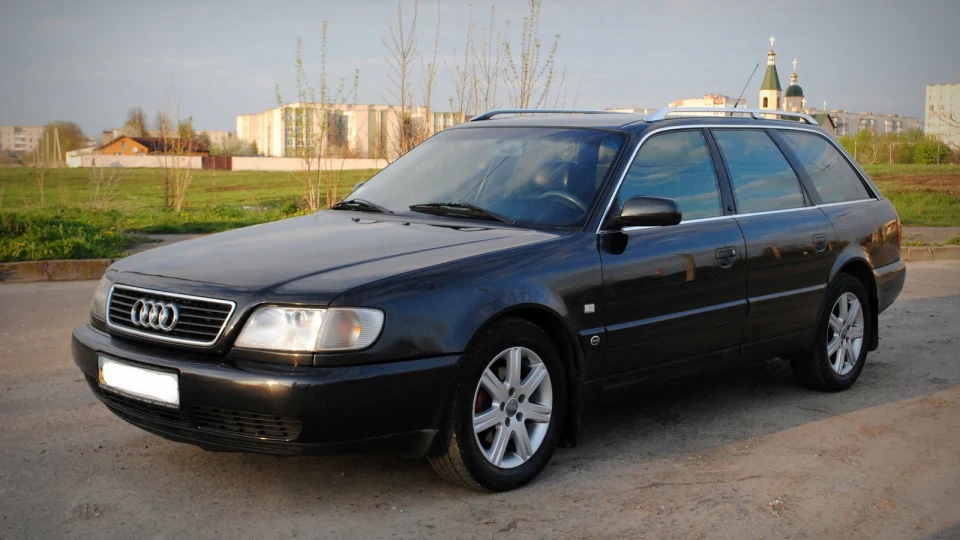 Audi A6 Avant 2.5 TDI 2