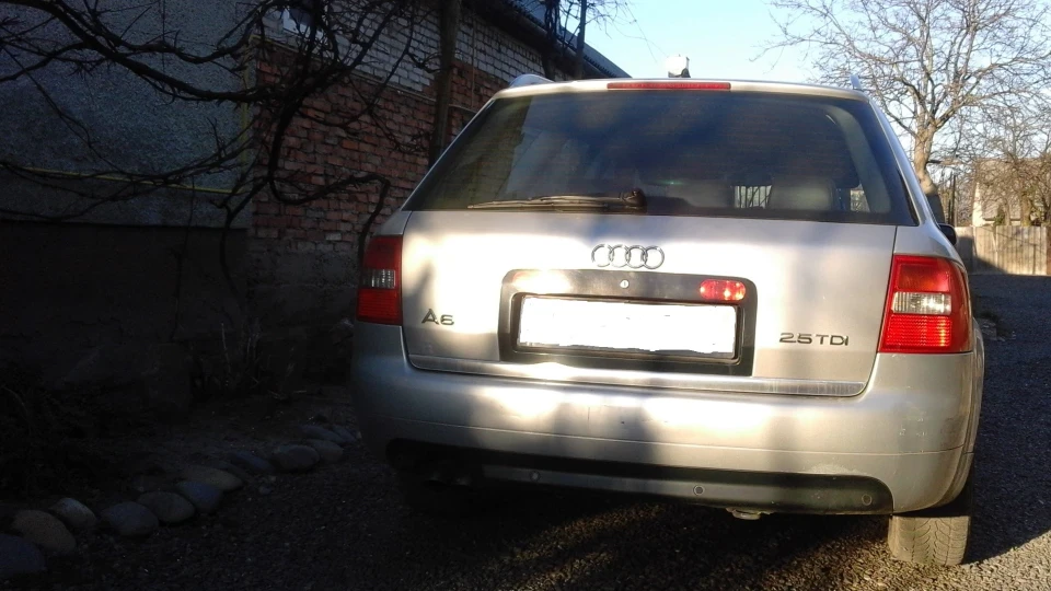 Audi A6 Avant ..2.5 tdi 3