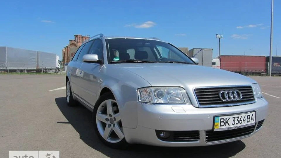 Audi A6 Avant 2.5 TDi 4