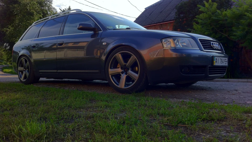 Audi A6 Avant 2.5 tdi 3