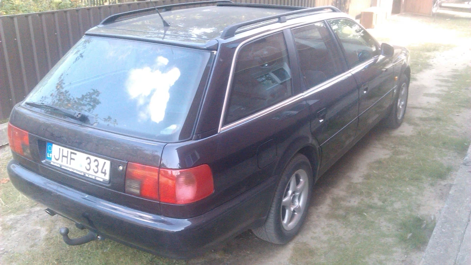 Audi A6 Avant 2.5 TDI 3