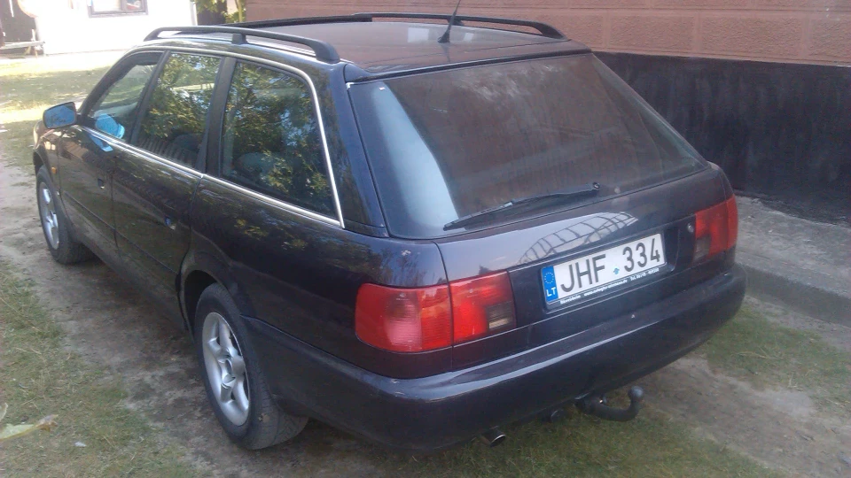 Audi A6 Avant 2.5 TDI 4