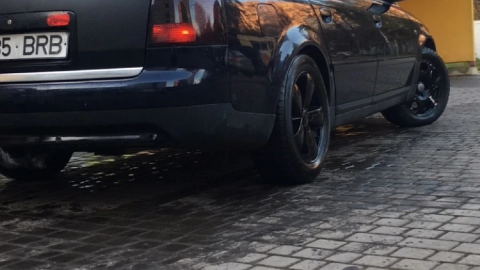 Audi A6 Avant 2,5tdi 2
