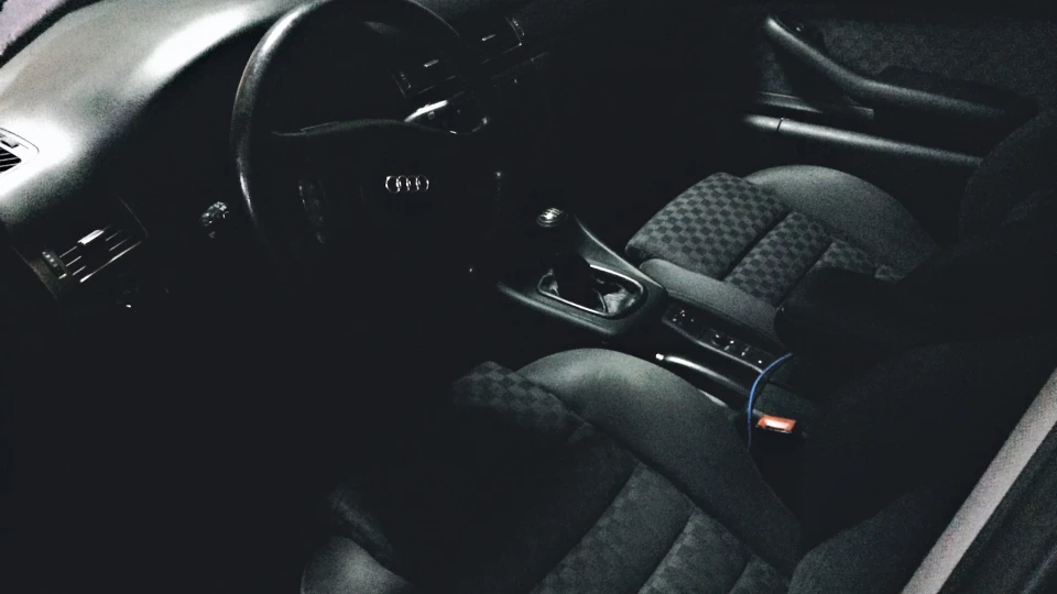 Audi A6 Avant 2.5TDI 2