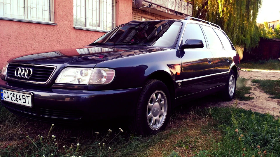Audi A6 Avant 2,6 V6