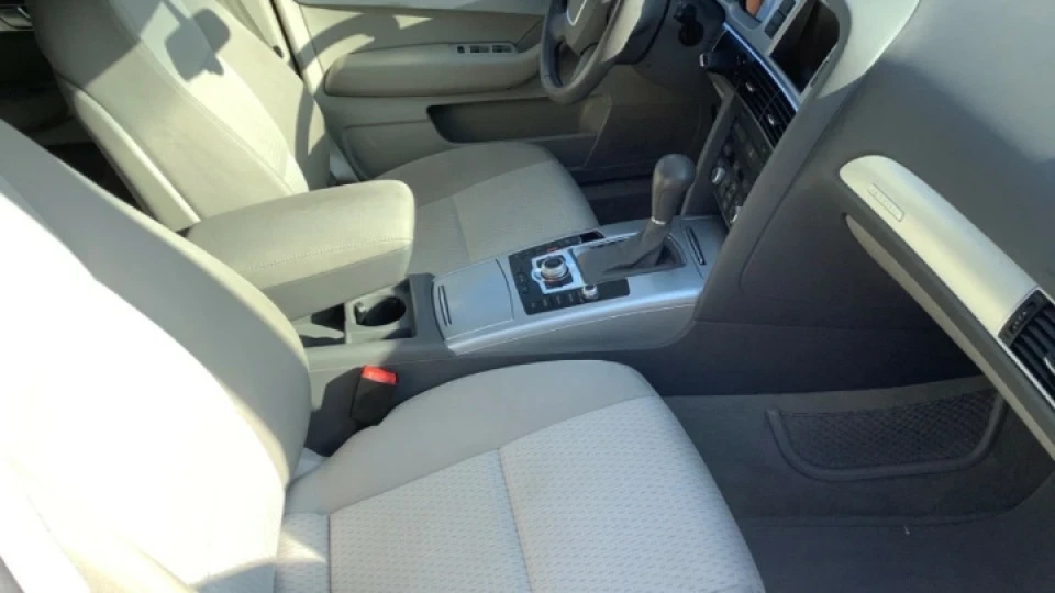 Audi A6 Avant 2.7tdi CANC 2