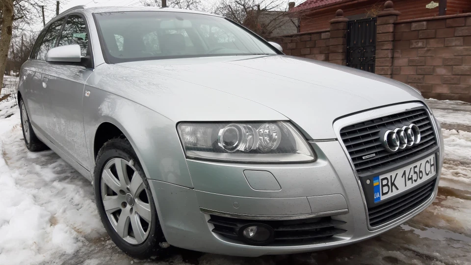 Audi A6 Avant 3.0 quattro 2