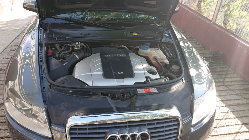 Audi A6 Avant 3.0 tdi 4