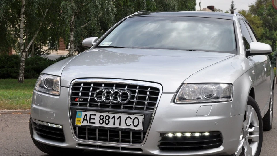 Audi A6 Avant AVANT 2.4E i V6 24V 5