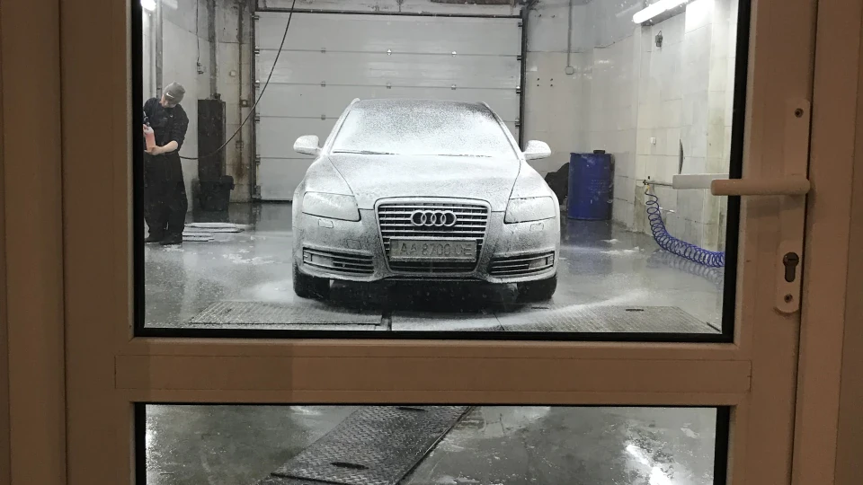 Audi A6 Avant Black saray 3