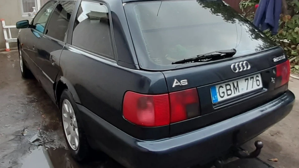 Audi A6 Avant C4 4