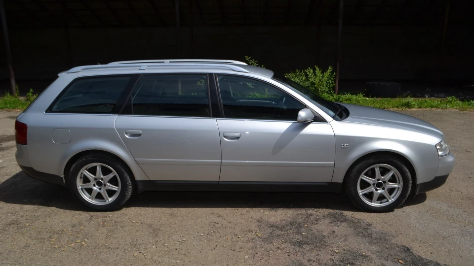 Audi A6 Avant C5 2.5 TDI 114 kw 2