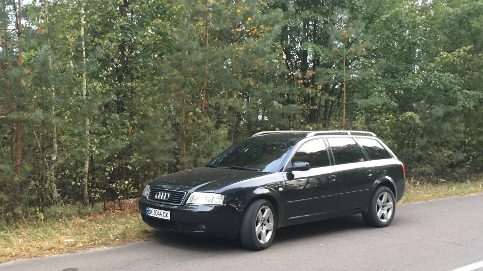 Audi A6 Avant QU. 2,5 TDI 2