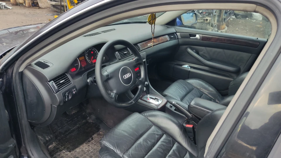 Audi A6 Avant Quattro Automat