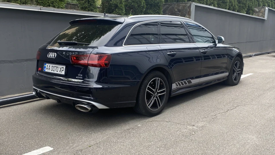 Audi A6 Avant Quattro