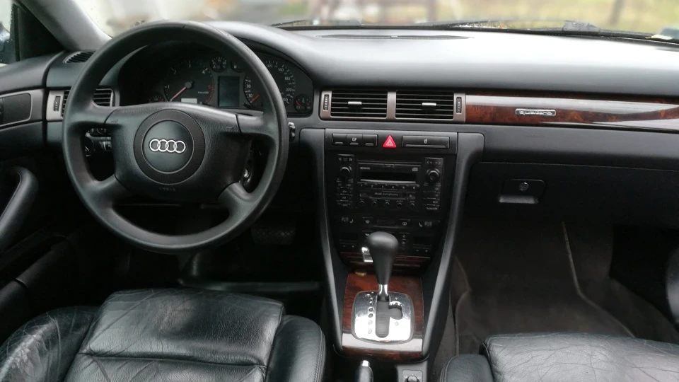 Audi A6 Avant quattro