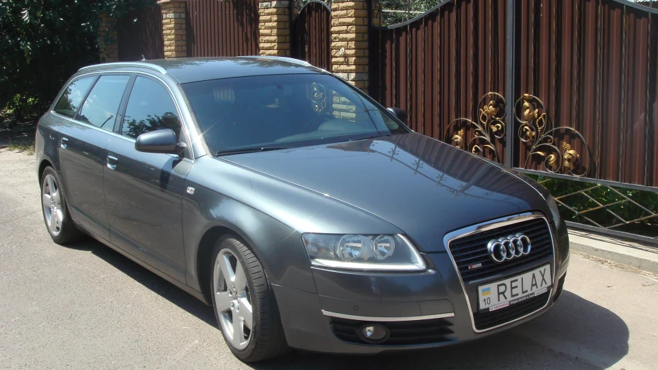 Audi A6 Avant S-line 2.0TDI 3