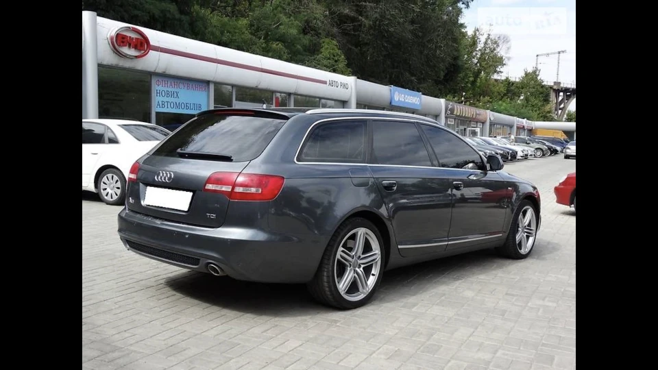 Audi A6 Avant Сарайчик