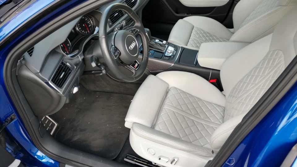 Audi A6 Avant TDI Competition 2