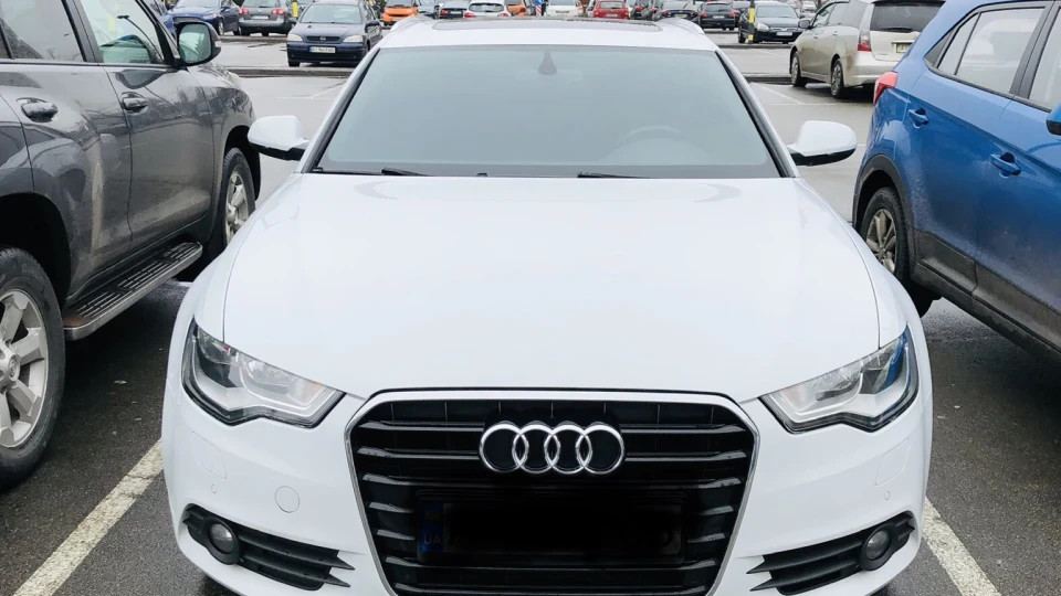 Audi A6 Avant White Shark 2