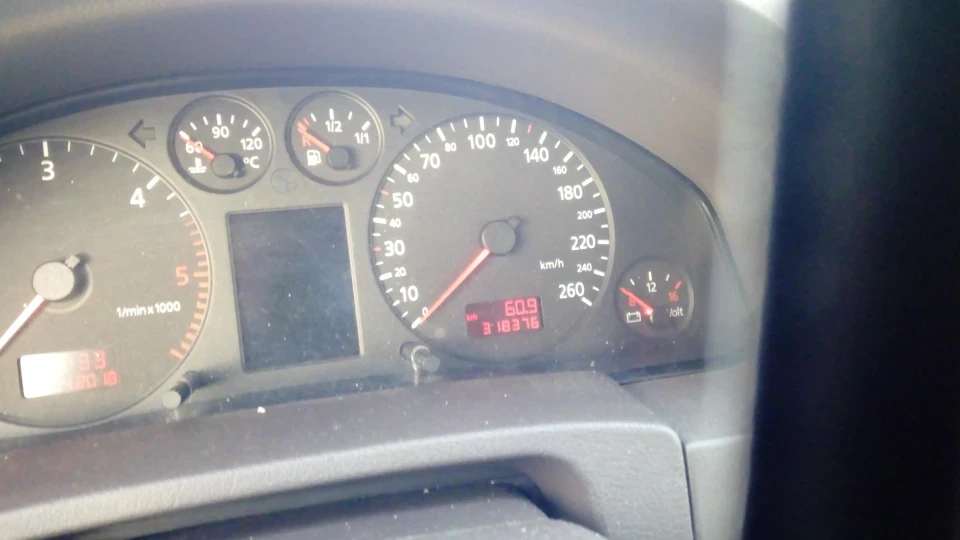 Audi A6 2