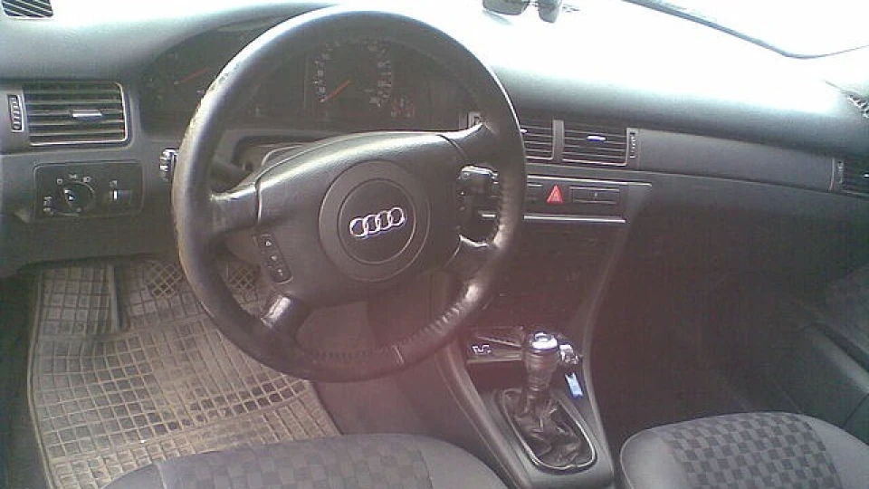 Audi A6 2